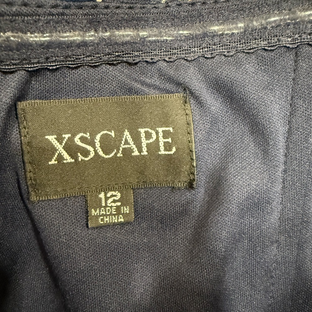 Xscape Raised flower off the shoulder midi dress- size 12 - Picture 4 of 8